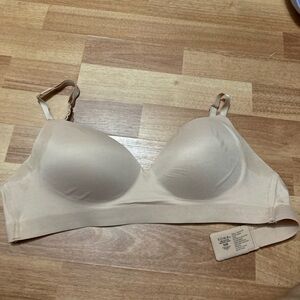 Enbliss wireless with lace convertible straps, 34D